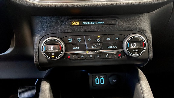 Ford Kuga 15 of 17
