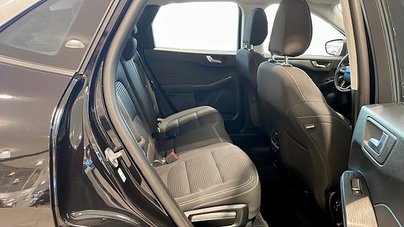 Ford Kuga 5 of 17
