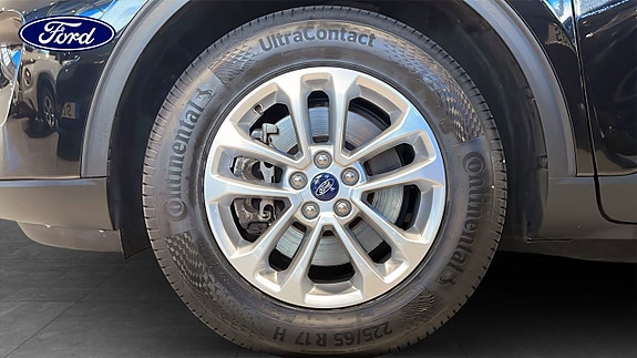 Ford Kuga 9 of 17