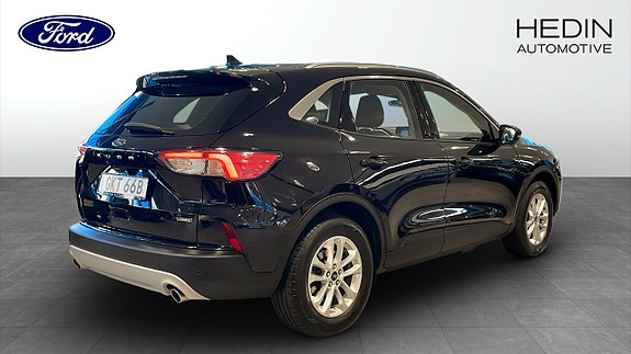 Ford Kuga 2 of 17
