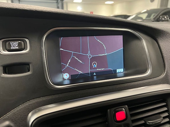 Volvo V40 Cross Country 17 of 27