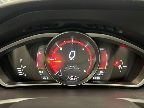 Volvo V40 Cross Country 16 of 27