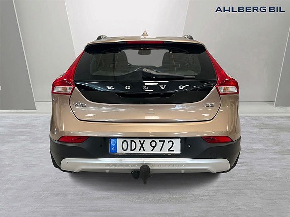 Volvo V40 Cross Country 7 of 27