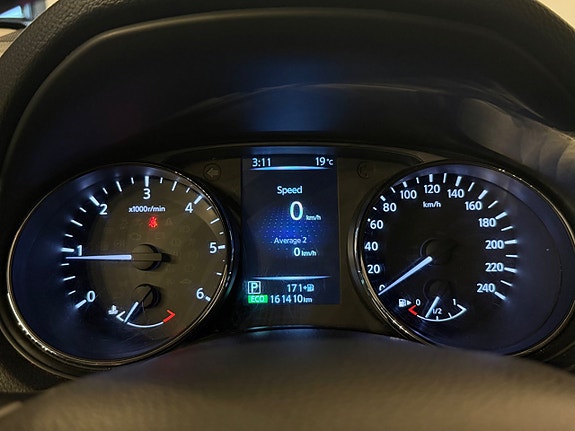 Nissan Qashqai 16 of 16
