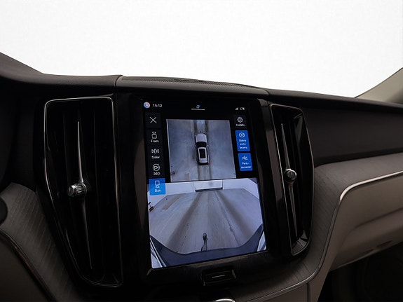 Volvo XC60 23 of 30