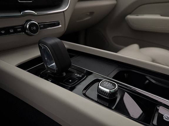 Volvo XC60 28 of 30