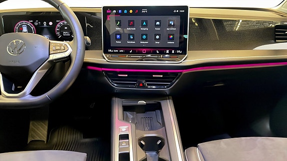 Volkswagen Passat 9 of 20