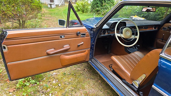 Mercedes-Benz 280 CE 8 of 18