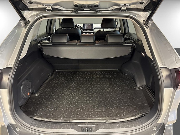 Toyota RAV4 14 of 20
