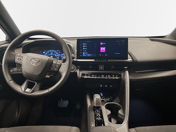 Toyota C-HR 8 of 11