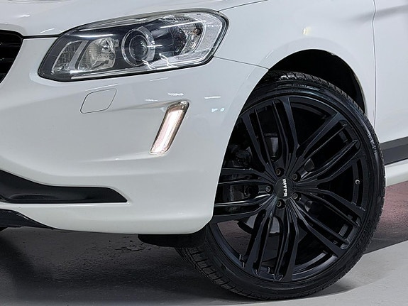Volvo XC60 28 of 29