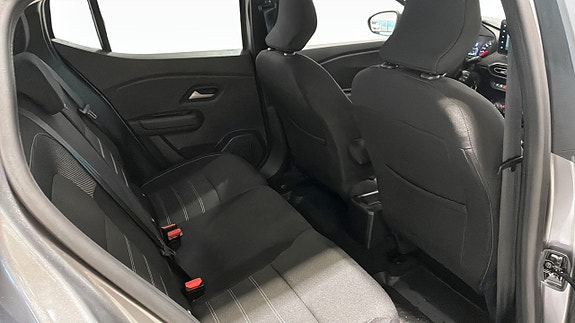 Dacia Sandero 5 of 25