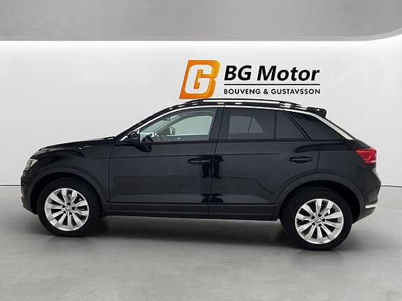 Volkswagen T-Roc 7 of 19