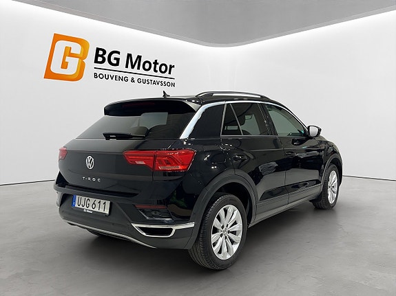 Volkswagen T-Roc 4 of 19