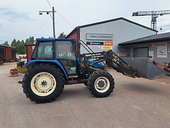 New Holland  TL 100