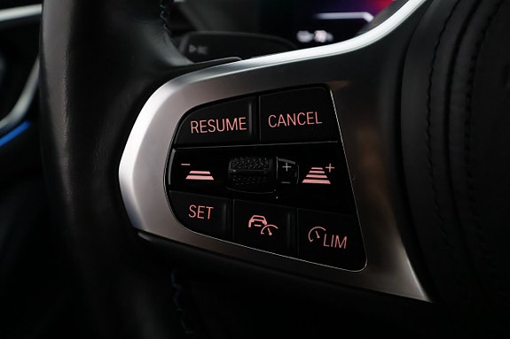 BMW i4 27 of 30