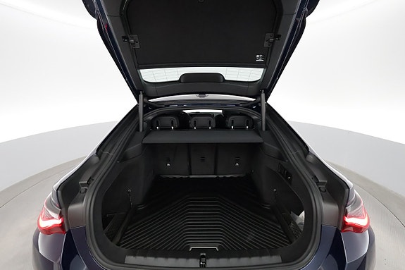 BMW i4 29 of 30