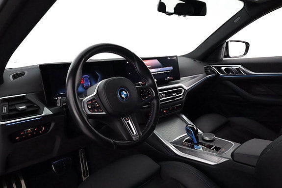 BMW i4 11 of 30
