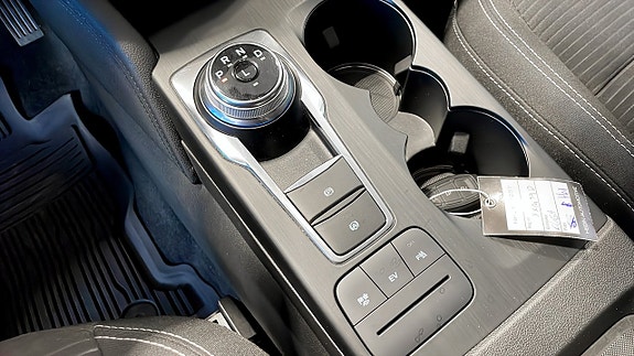 Ford Kuga 14 of 17