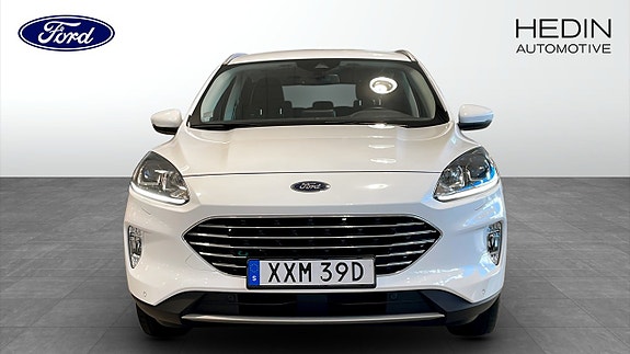 Ford Kuga 8 of 17