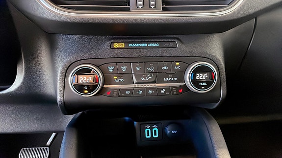 Ford Kuga 15 of 17