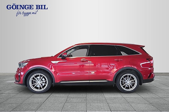 Kia Sorento 5 of 17