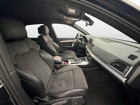 Audi Q5 25 of 30