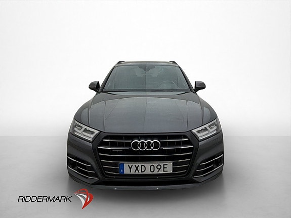Audi Q5 2 of 30