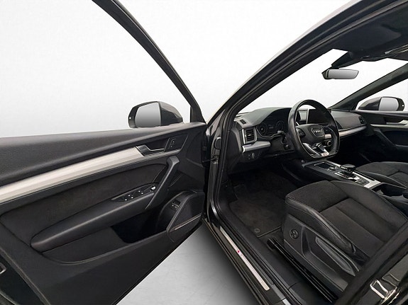 Audi Q5 10 of 30