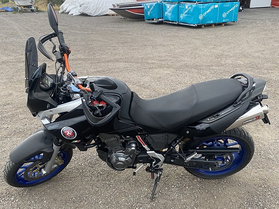 Aprilia Pegaso 660 2 of 5