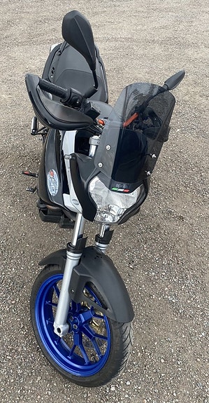 Aprilia Pegaso 660 4 of 5