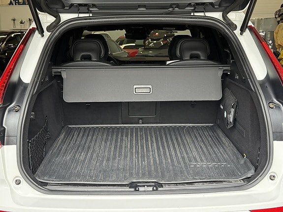 Volvo XC60 5 of 25