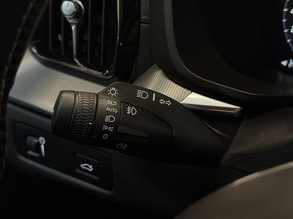 Volvo XC60 15 of 25