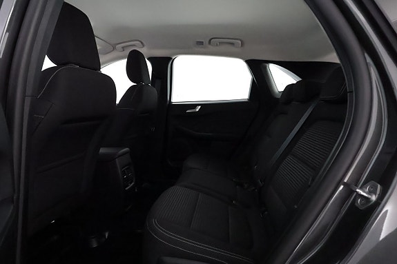 Ford Kuga 12 of 30