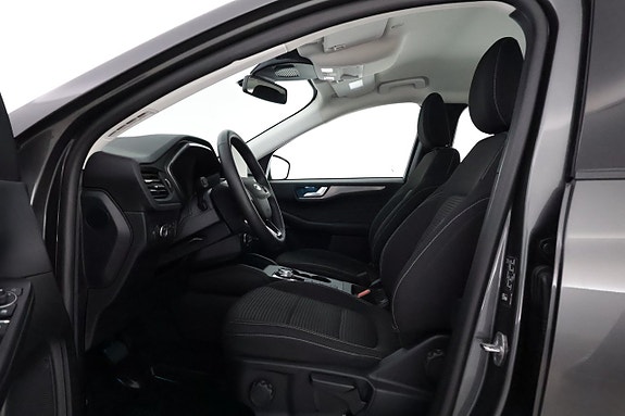 Ford Kuga 10 of 30