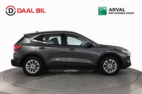 Ford Kuga 5 of 30