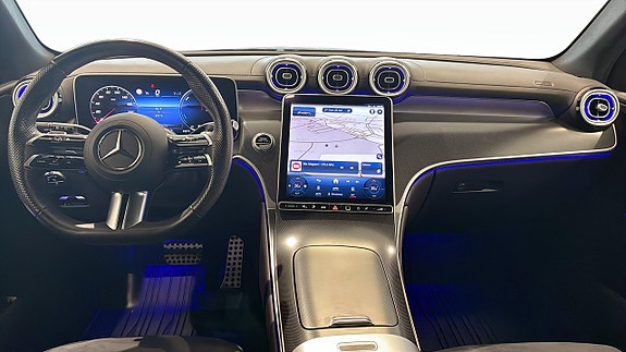 Mercedes-Benz GLC300 e 4 of 12
