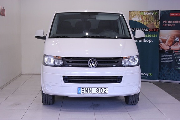 Volkswagen Caravelle 3 of 24