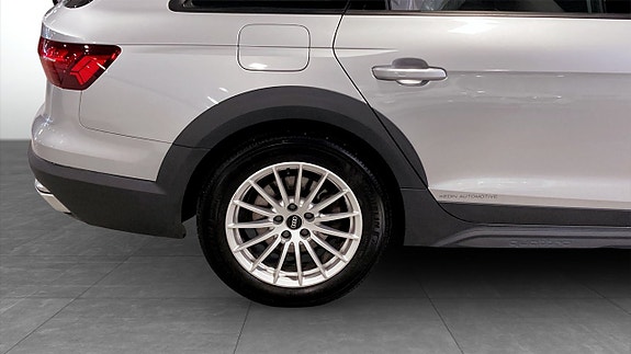 Audi A4 allroad 9 of 12