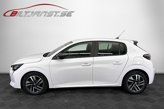Peugeot 208 2 of 11