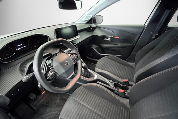 Peugeot 208 5 of 11