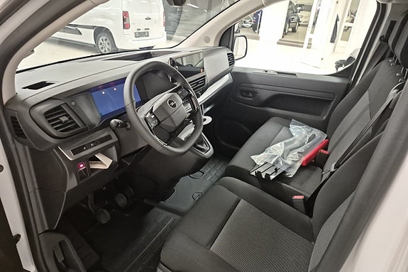 Opel Vivaro 6 of 8