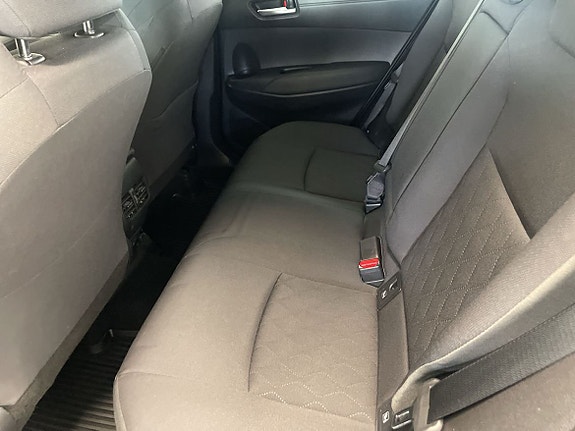 Toyota Corolla Cross 7 of 17