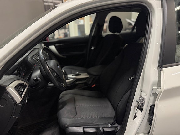 BMW 118d 6 of 9