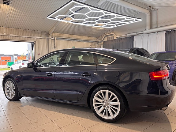 Audi A5 7 of 22