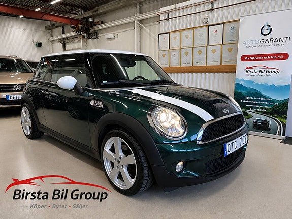 MINI Cooper S 7 of 25