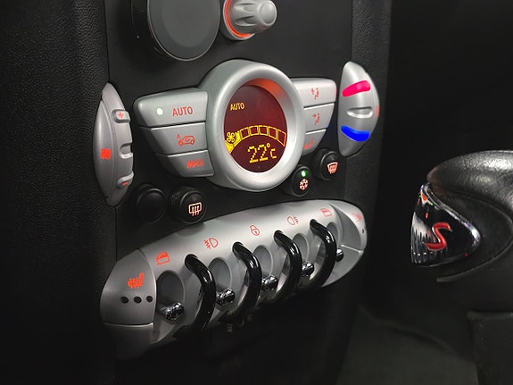 MINI Cooper S 22 of 25
