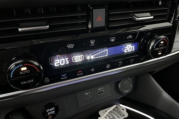 Nissan X-Trail 13 of 14