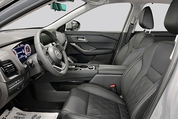 Nissan X-Trail 8 of 14