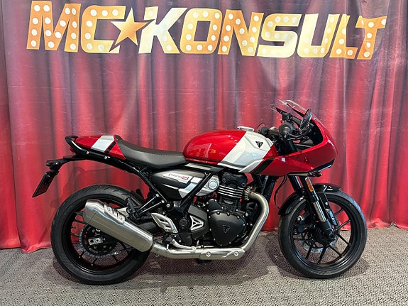 Triumph THRUXTON 400 *TICKET TO RIDE 4.000KR* 2 of 11